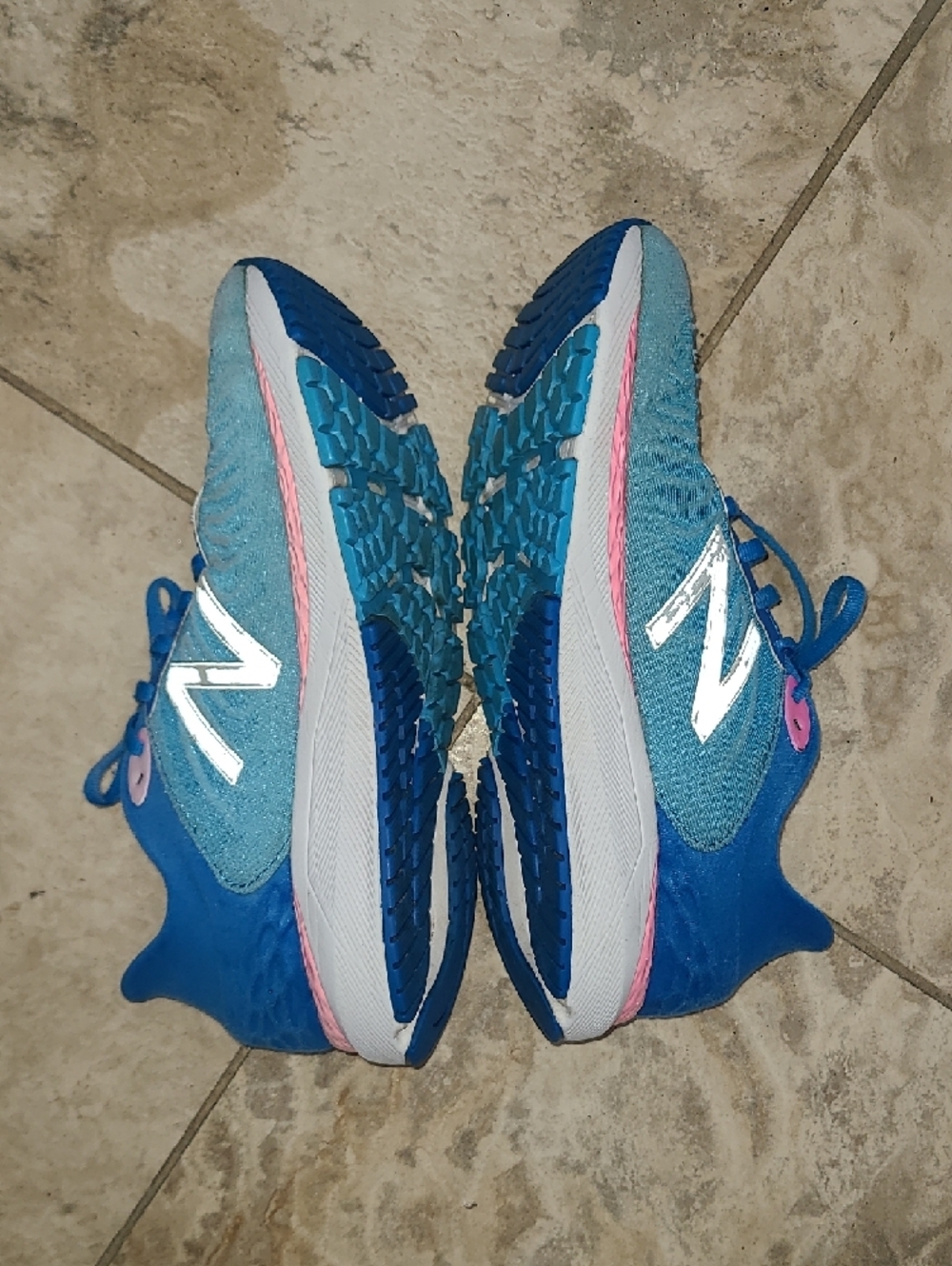 New Balance Blue and Pink Women's Running Shoes - Picture 6 of 10